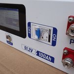 WattCycle NextGen 51,2V 100Ah LiFePO4 19 Zoll Rack Batterie mit 125A Kurzschlussschutzschalter