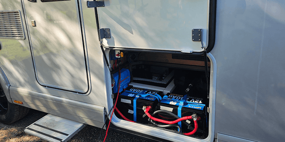 LiFePO4 Erfahrung der WattCycle 12V 280Ah Mini Solarbatterie mit Bluetooth für Wohnmobile/Camper