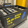 Innere Struktur von WattCycle LiFePO4 24V 314Ah Ultra Lithium Batterie mit 300A BMS